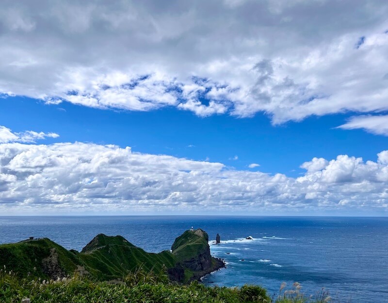 夏の終わりの北海道！ 〜 積丹半島でウニを堪能＆美しき富良野と美瑛