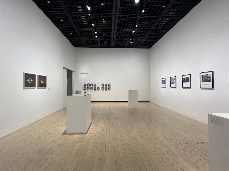 「野口里佳 不思議な力」展と「見るは触れる」@東京都写真美術館